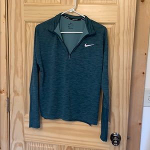 nike quarter zip